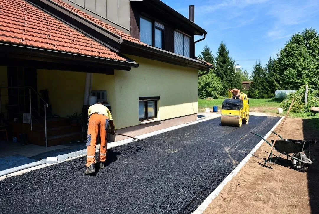 Asphalt-Driveway