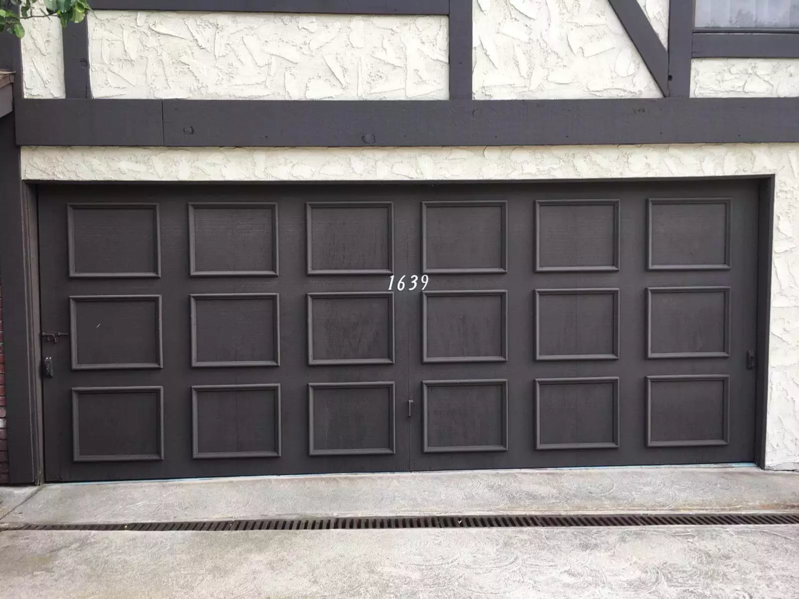 garage door replacement Windsor